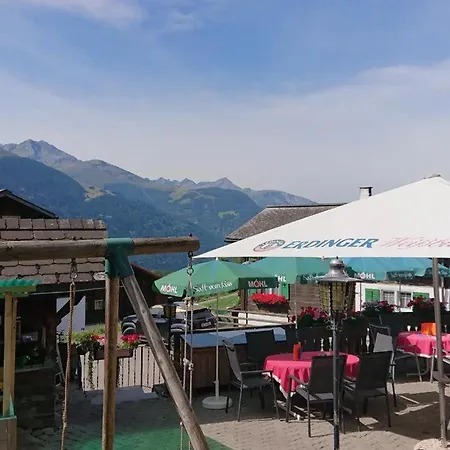 Surselva בית הארחה