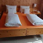 Surselva * Breil/Brigels